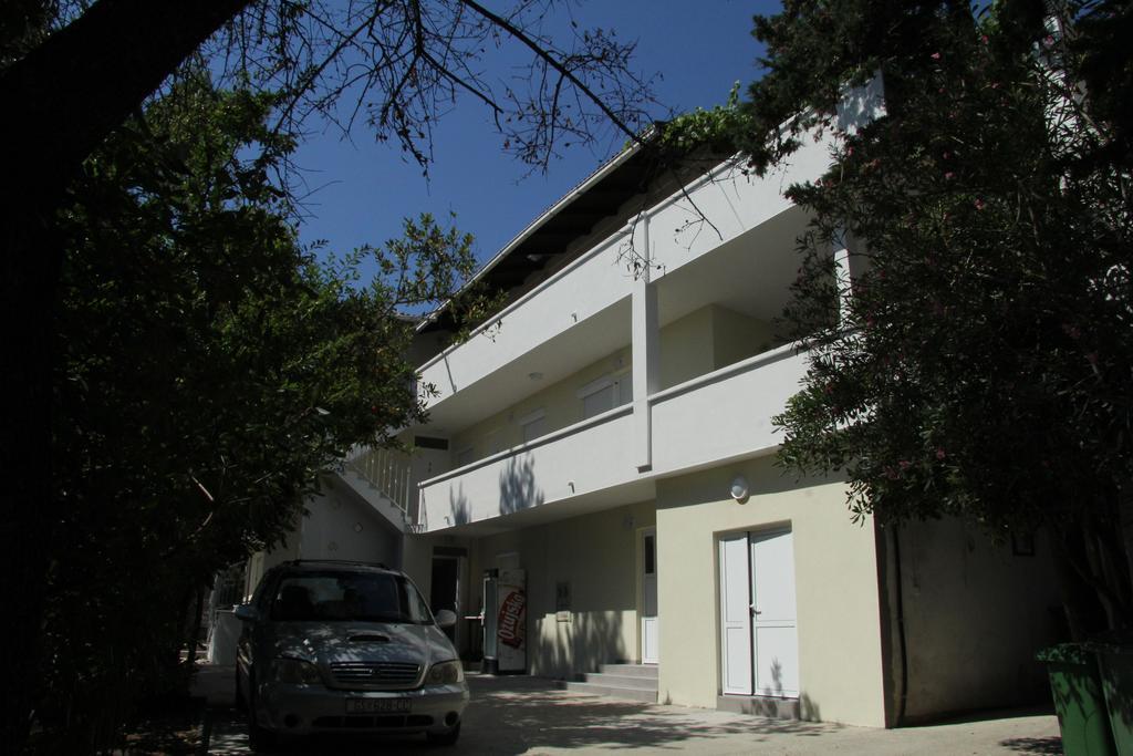 Novalja Inn 2 Luaran gambar